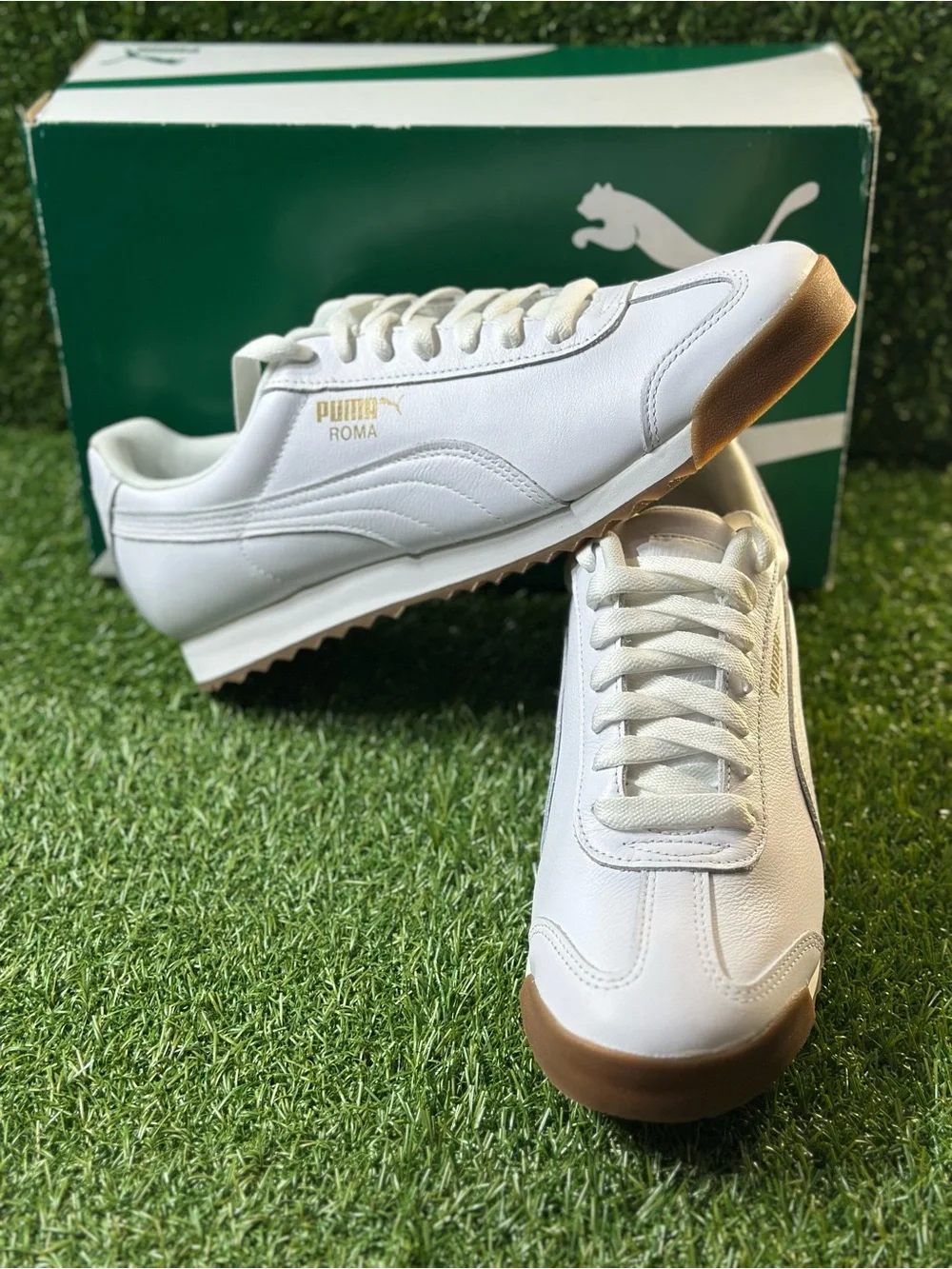 PUMA ROMA CLASSIC GUM LEATHER, SIZE: 11.5 MENS, COLOR WHITE/ GOLD, GUM, NEW